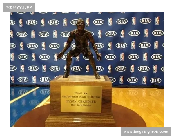NBA历史MVP回顾与分析 探索各时代球员对奖项的影响与意义 NBA历史MVP回顾与分析 探索各时代球员对奖项的影响与意义